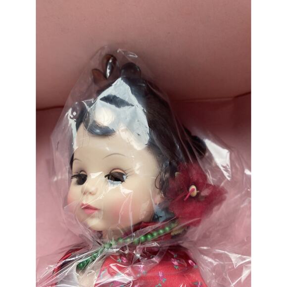 Madame Alexander Carmen Opera Series #1410 With Original Box & Tag 1984 - Picture 6 of 11